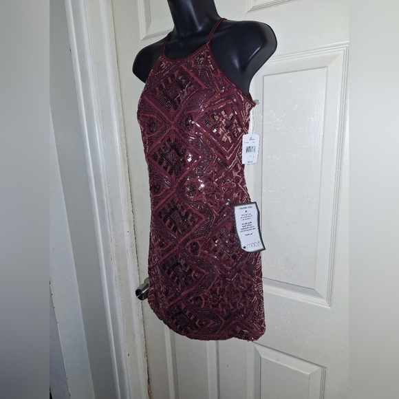 Crystal doll sequin dress NWT size 3 - Picture 3 of 5